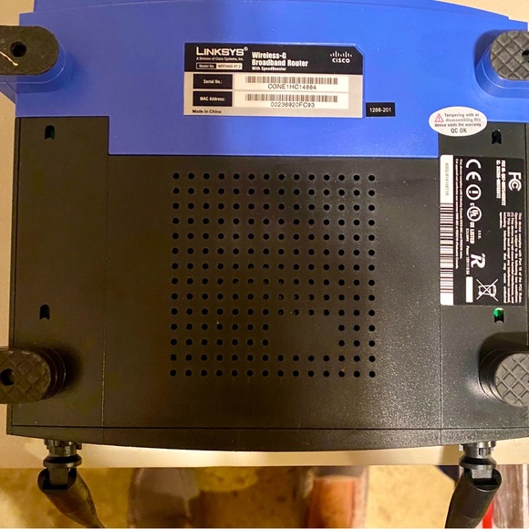 Linksys Router - Picture 3 of 4